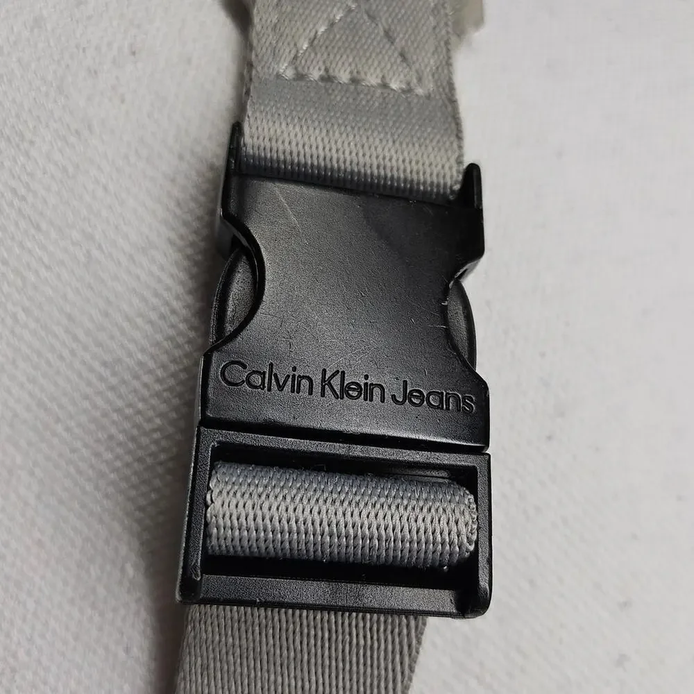 CALVIN KLEIN WOMEN'S GRAY CITY NYLON SHOULDER CROSSBODY BAG LIGHT 10